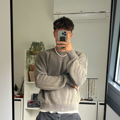 <strong>Michael Carter</strong>